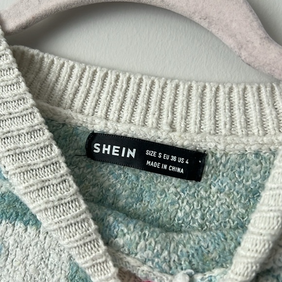 SHEIN TIGER PRINT CROPPED SWEATER - Picture 3 of 4